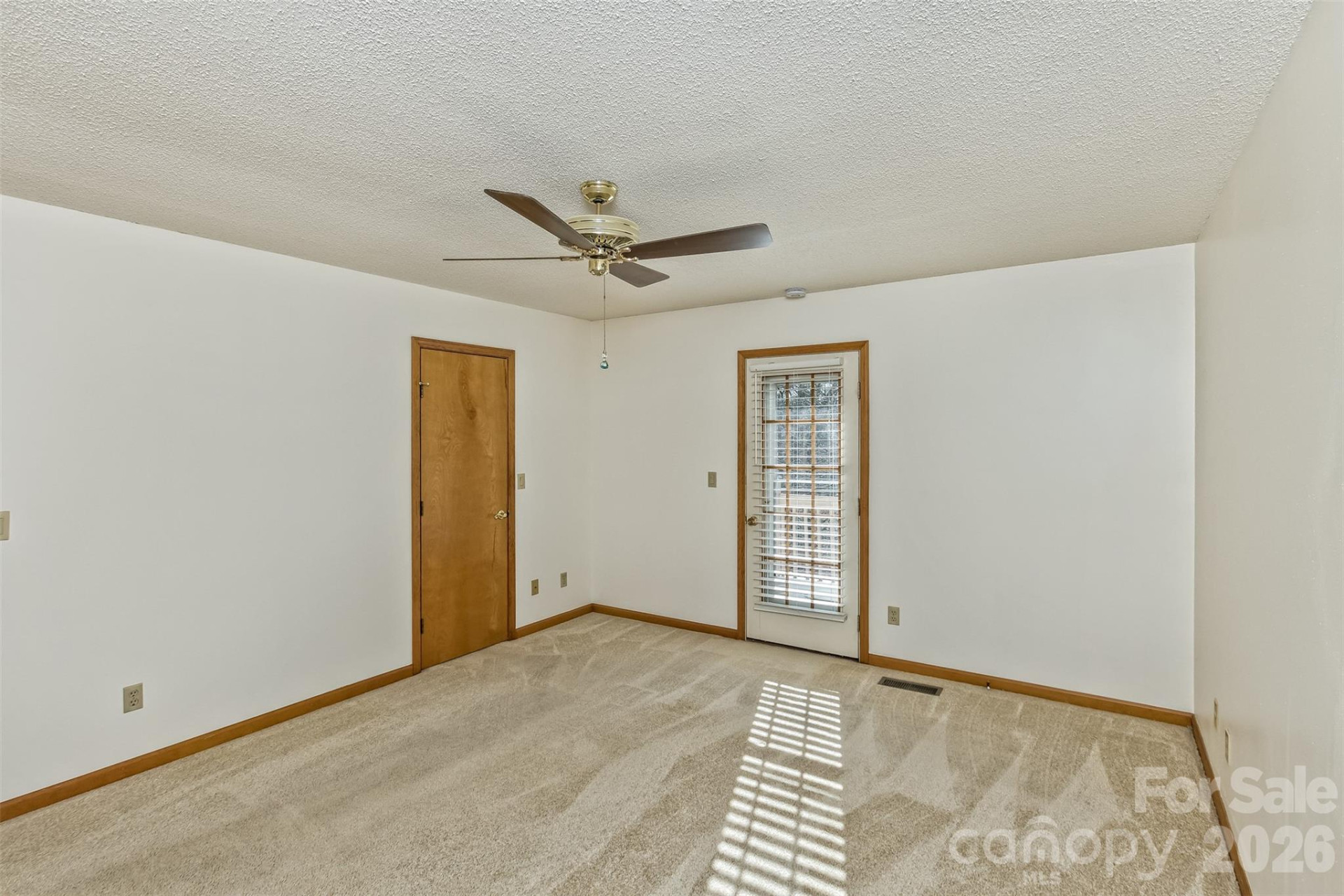2431 Cumming Woods Lane - Photo 24