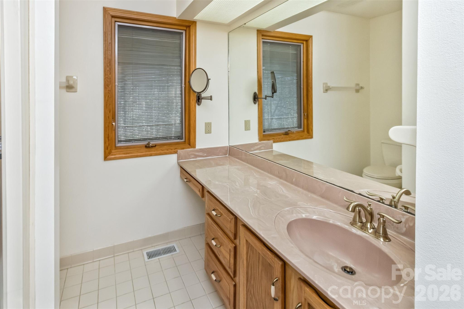 2431 Cumming Woods Lane - Photo 30