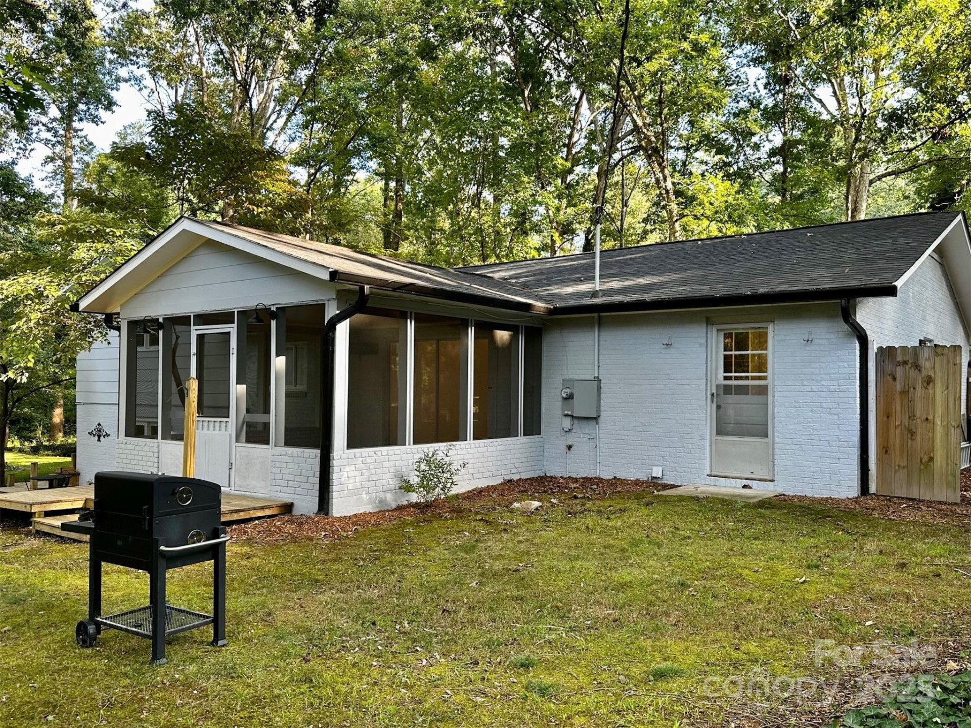 3238 Debbie Drive - Photo 24