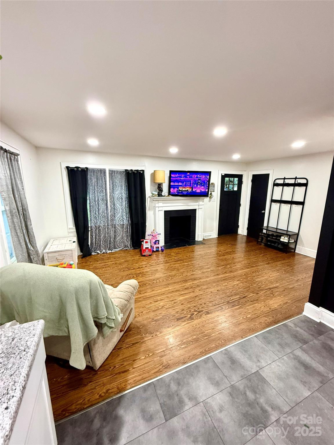 245 Church Street - Photo 8