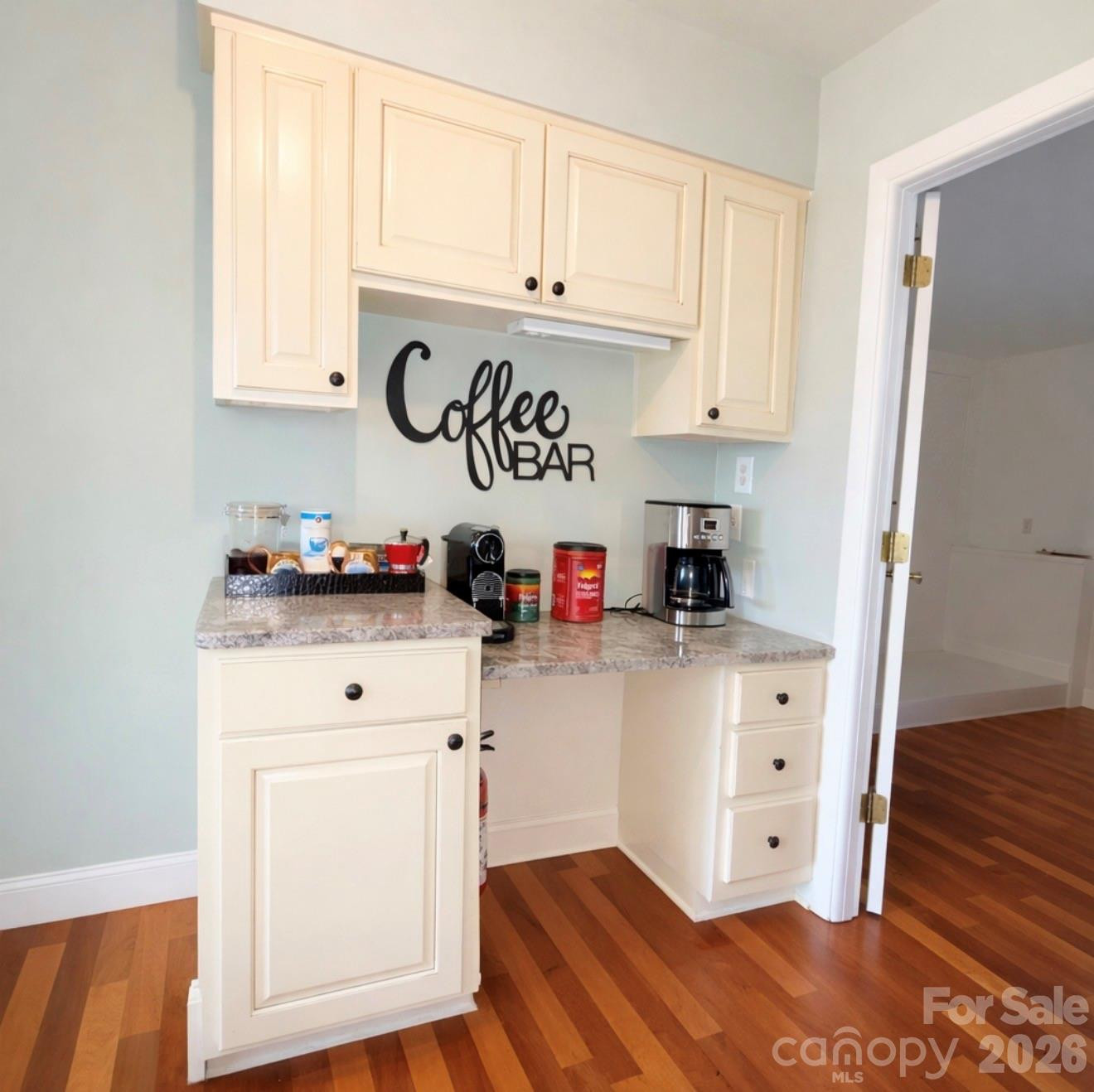 975 Country Club Drive - Photo 13