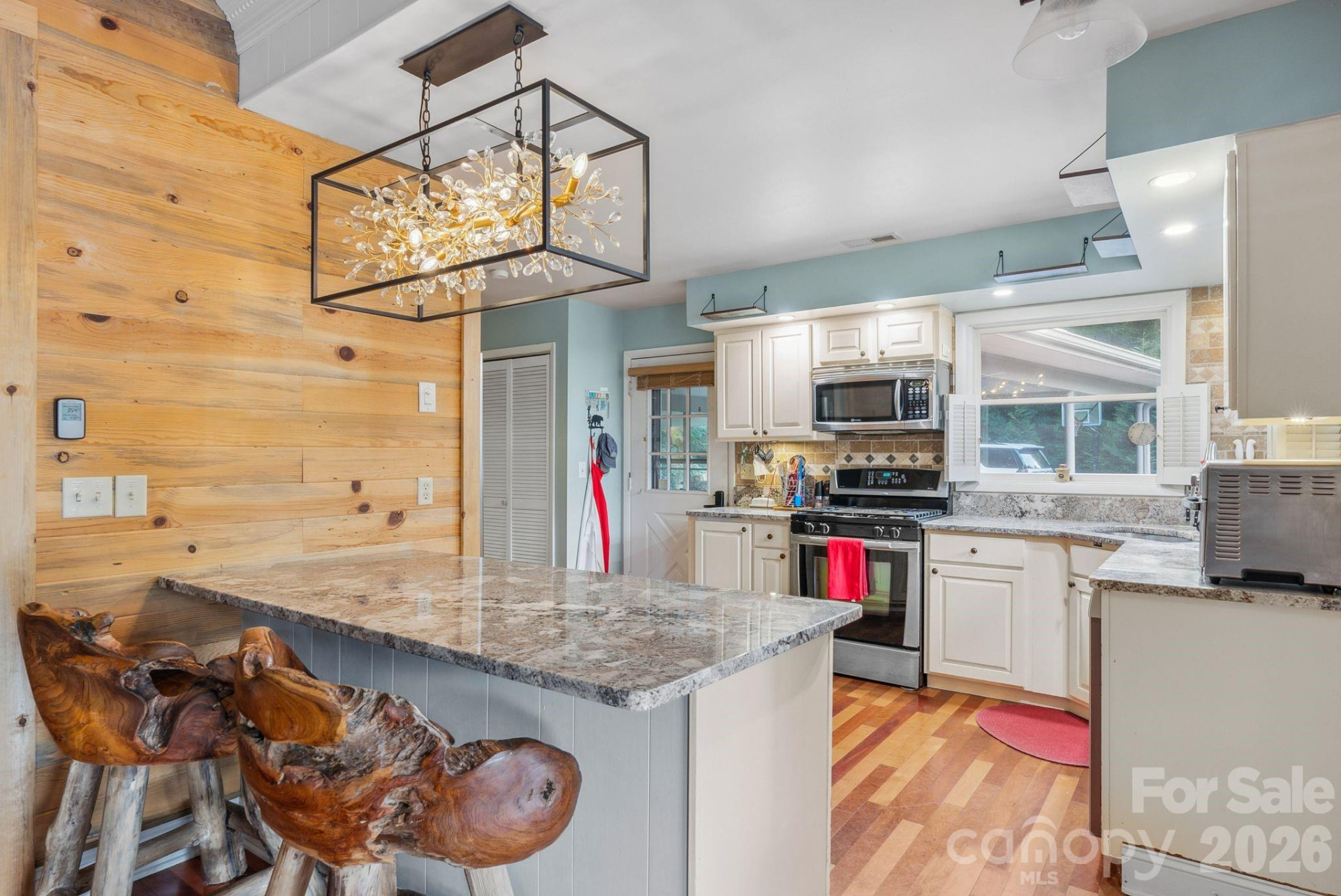 975 Country Club Drive - Photo 14