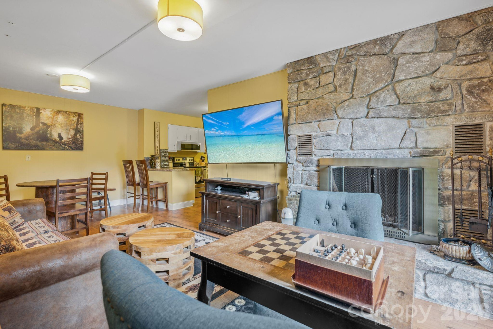 975 Country Club Drive - Photo 33