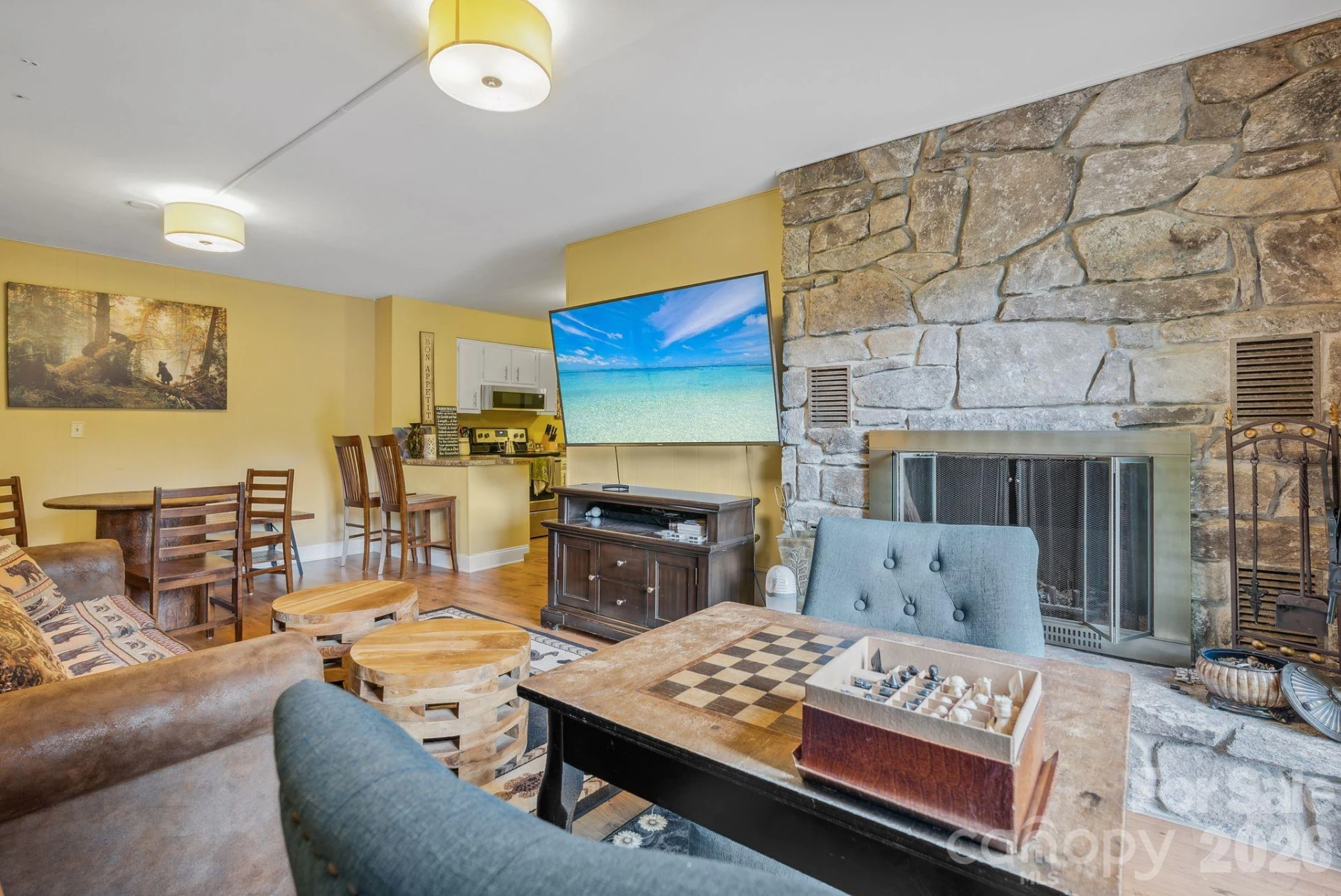 975 Country Club Drive - Photo 33