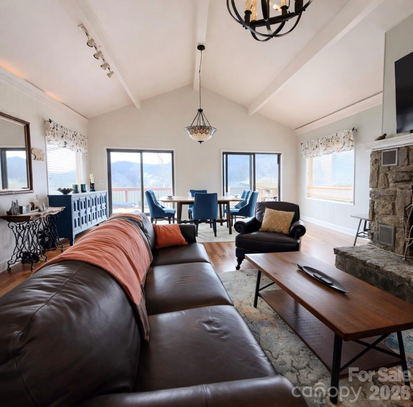 975 Country Club Drive - Photo 8