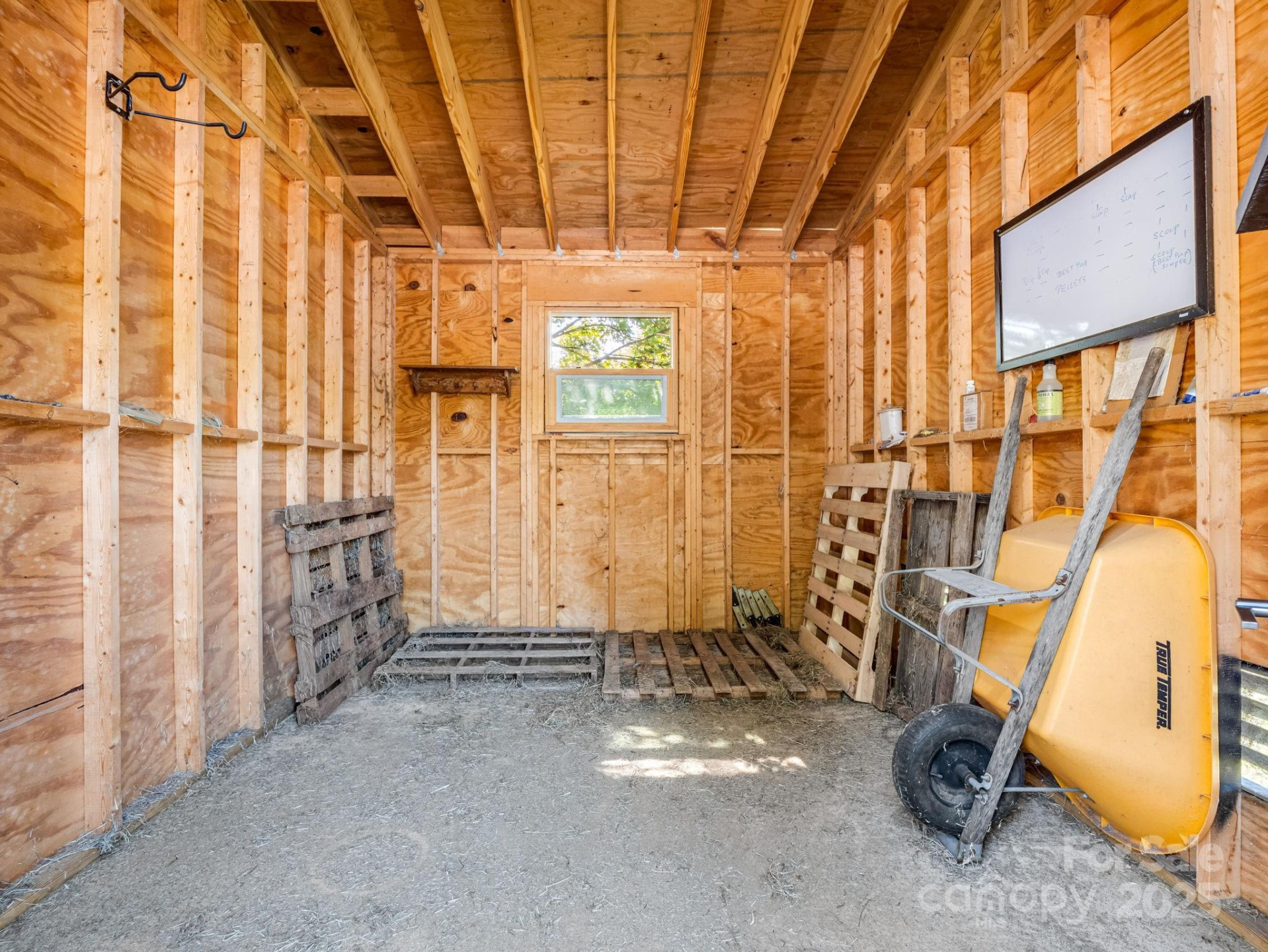 1050 Hunting Country Road - Photo 39
