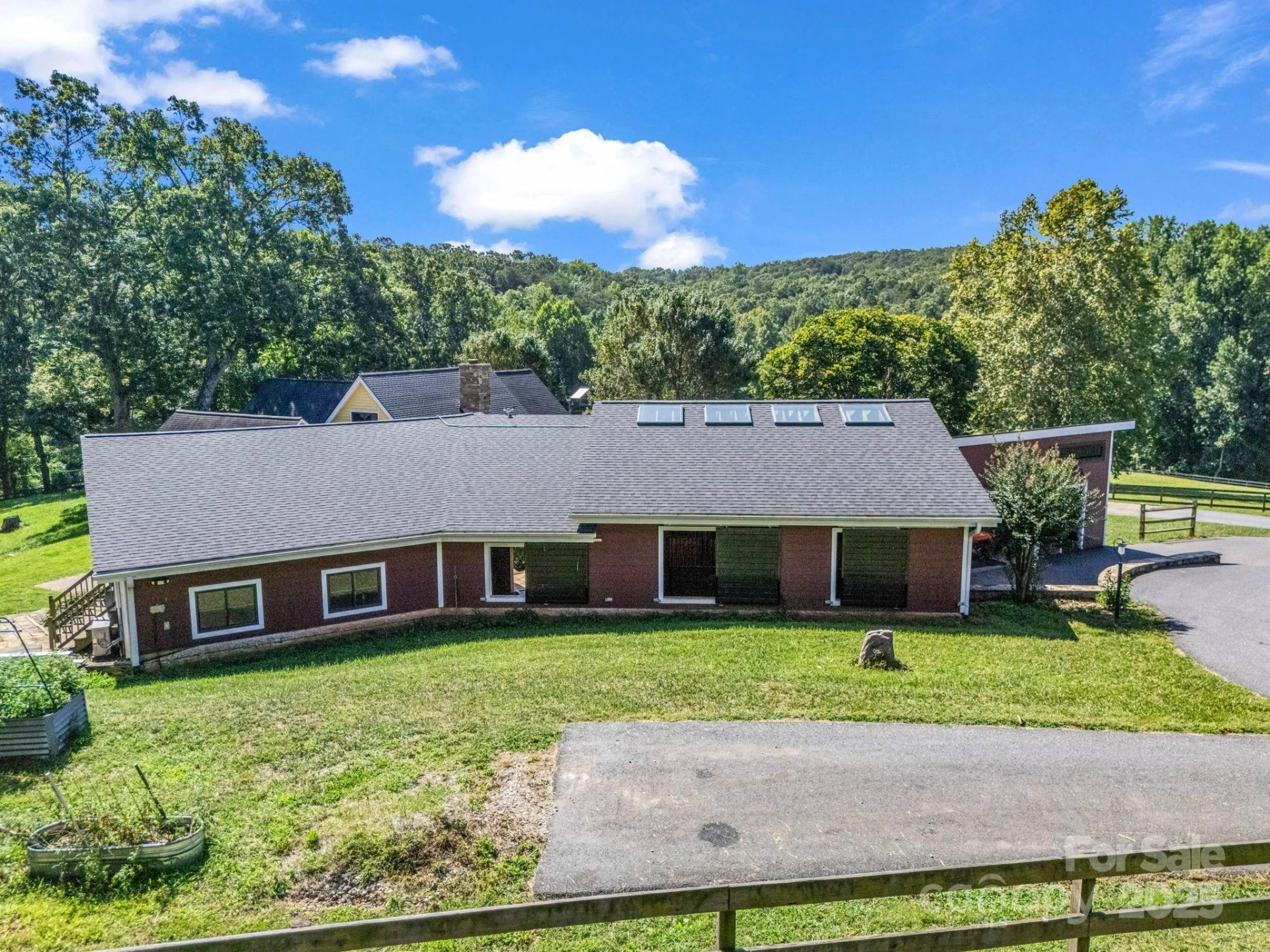 1050 Hunting Country Road - Photo 46