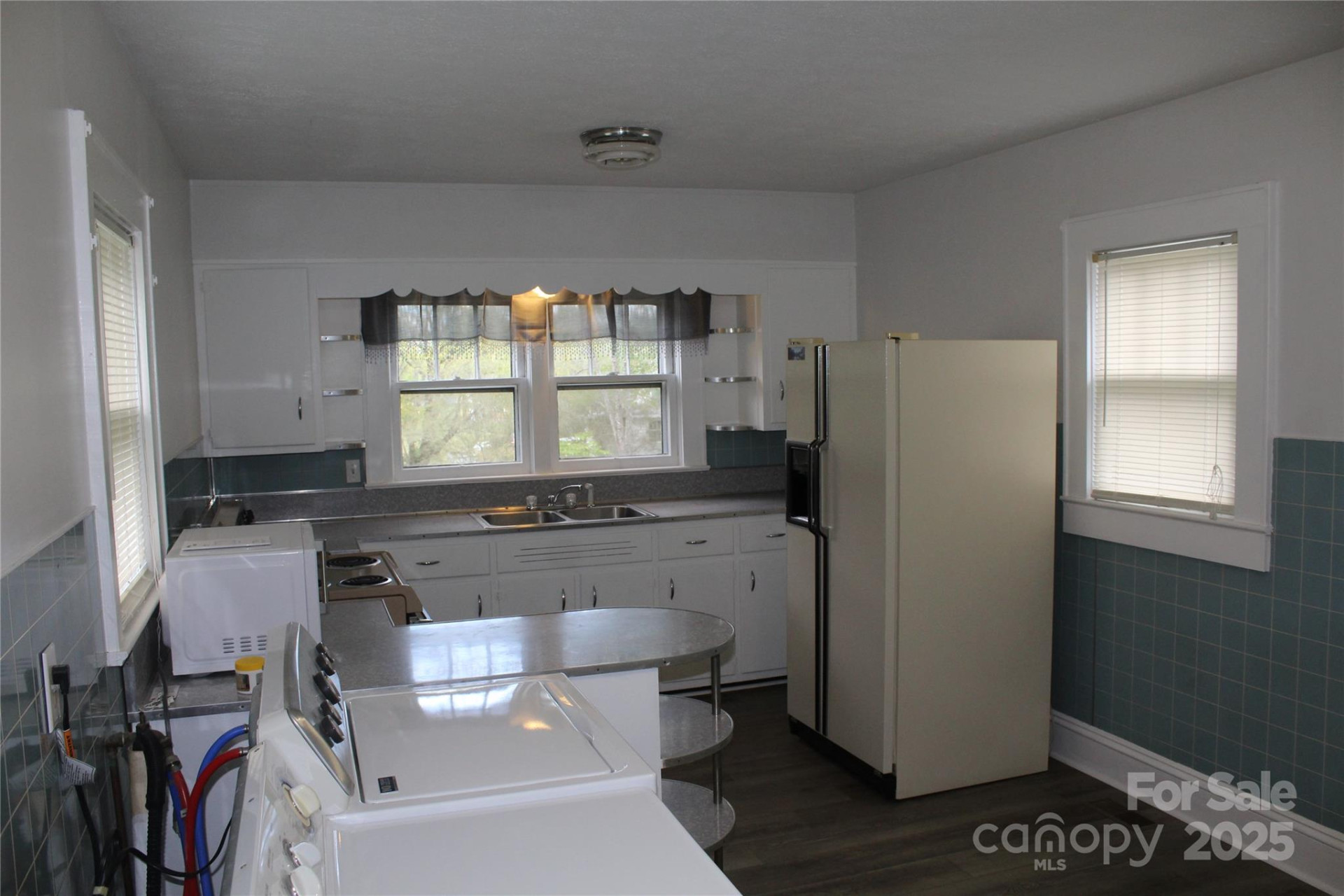 1720 Bumgarner Drive - Photo 6