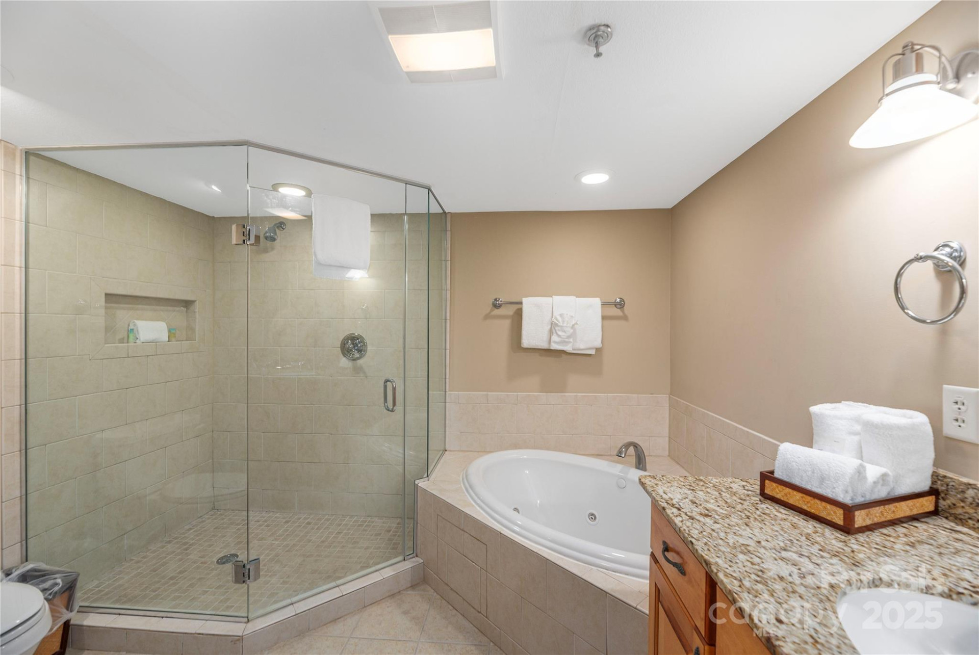 114 Bowling Park Road - Photo 14