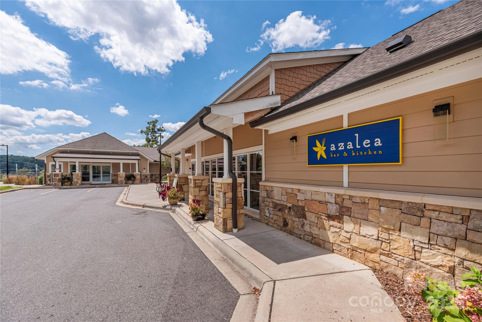 114 Bowling Park Road - Photo 16