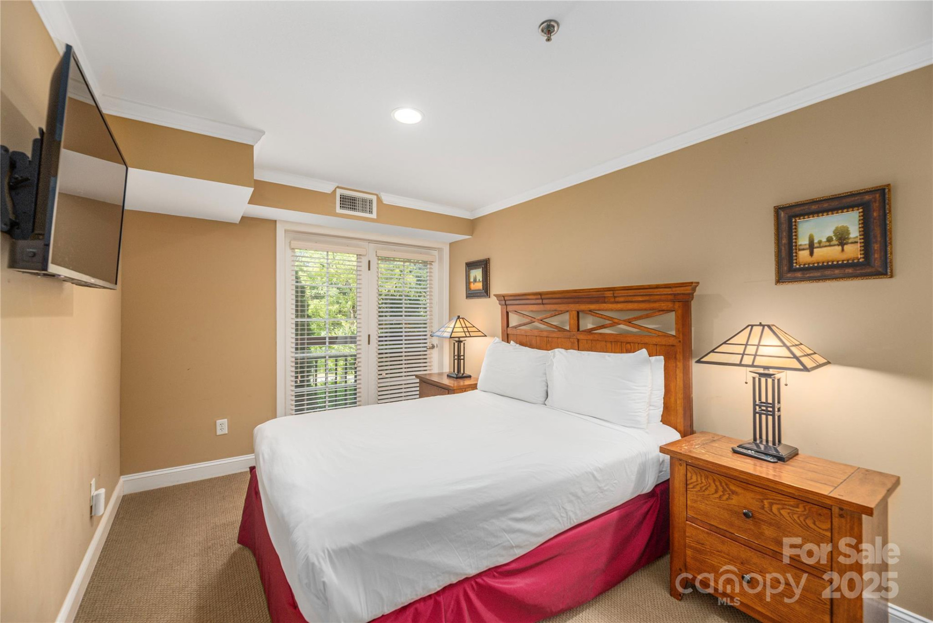 114 Bowling Park Road - Photo 4