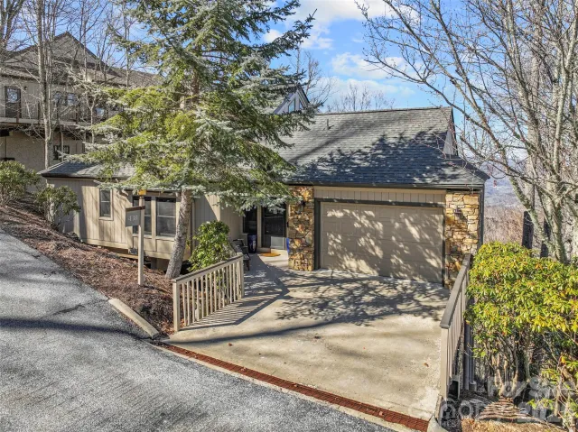 430 Rhododendron Lane