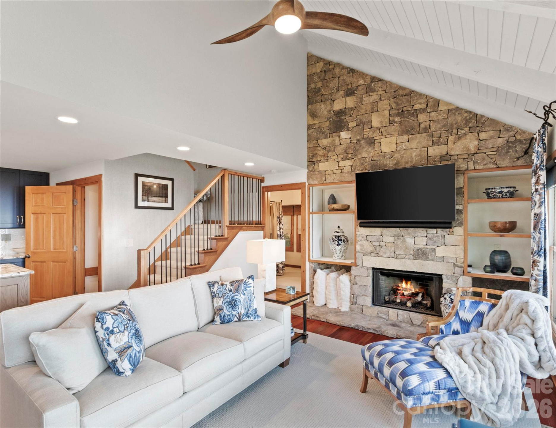 430 Rhododendron Lane - Photo 9