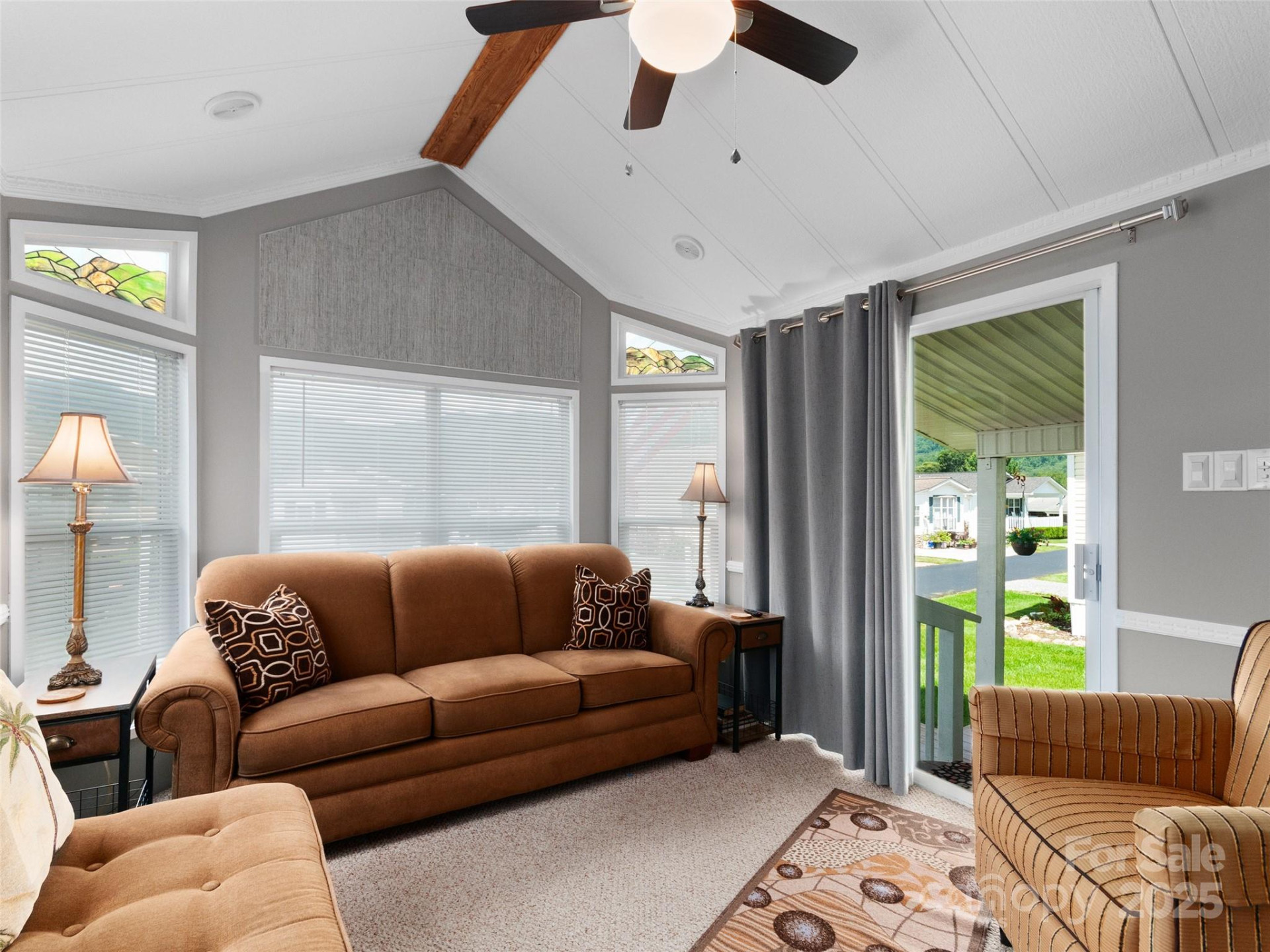 161 Summer Place Drive - Photo 4