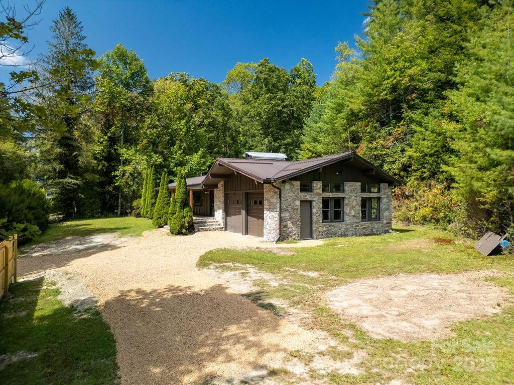 7321 Greenville Highway - Photo 3