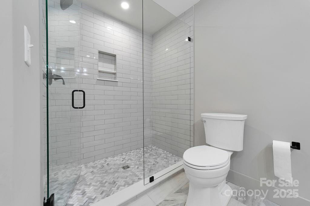 7321 Greenville Highway - Photo 24