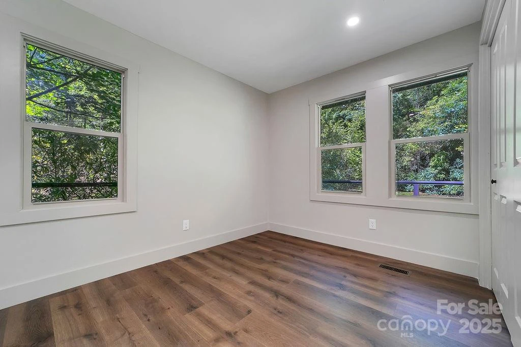 7321 Greenville Highway - Photo 30