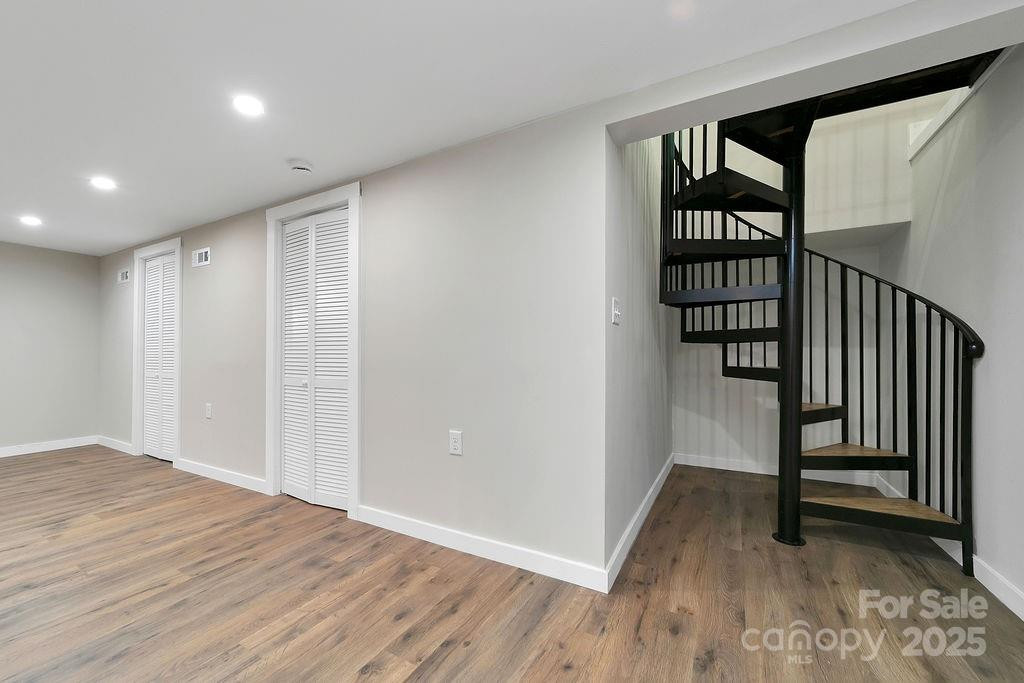 7321 Greenville Highway - Photo 32