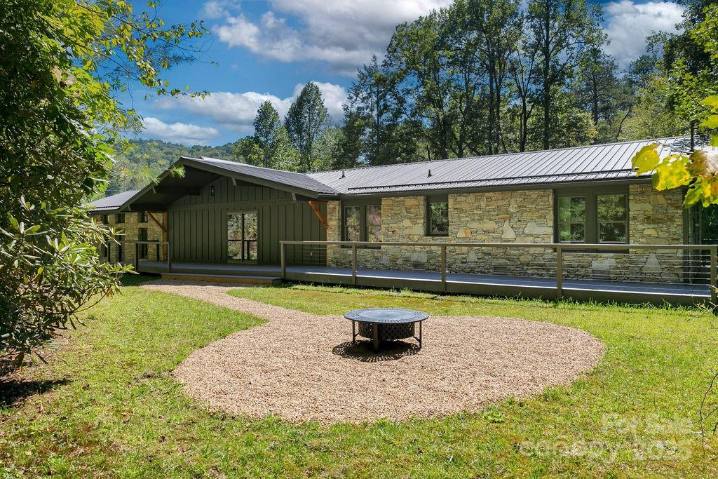 7321 Greenville Highway - Photo 39