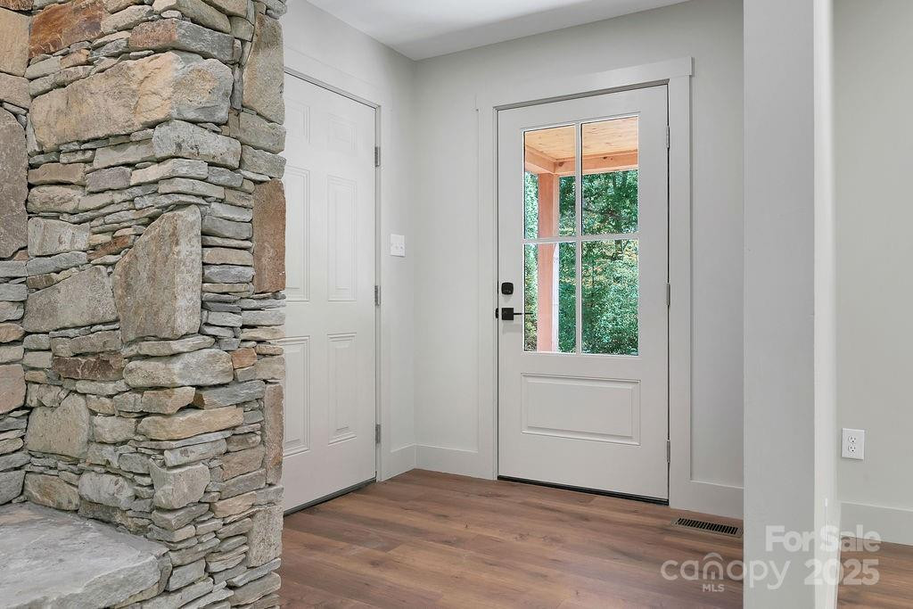 7321 Greenville Highway - Photo 6