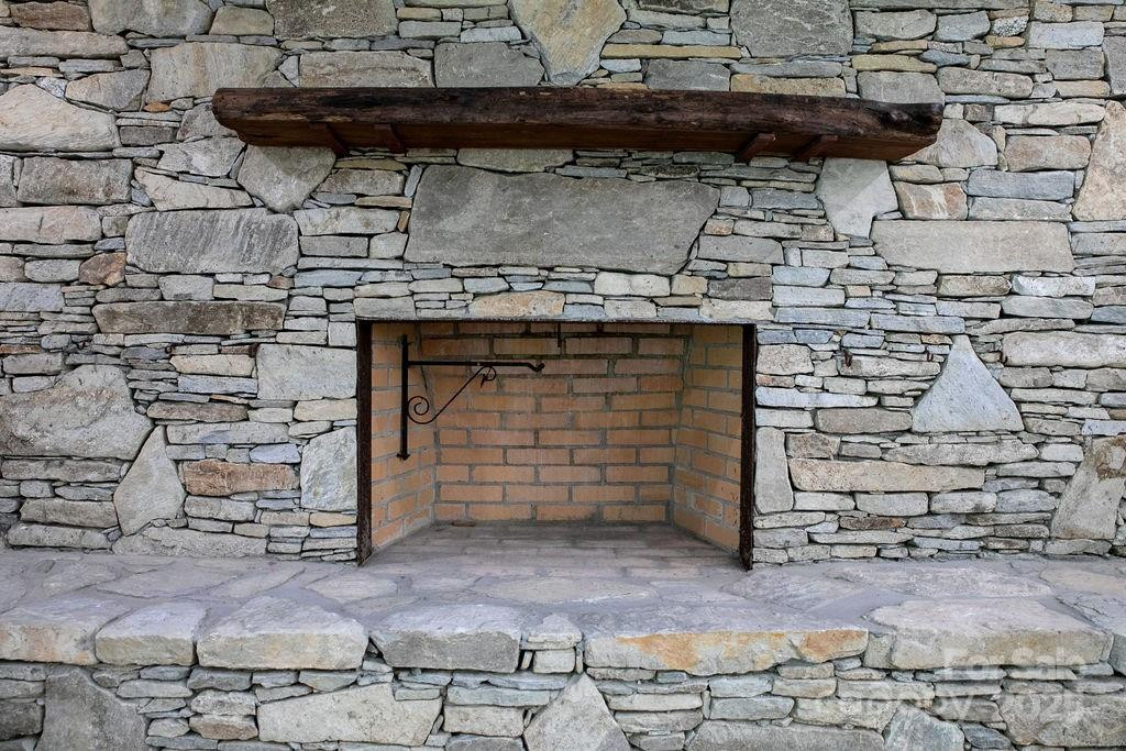 7321 Greenville Highway - Photo 10