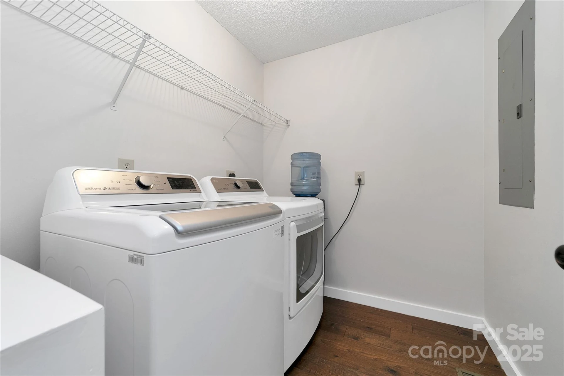 557 Country Club Estates Drive - Photo 28