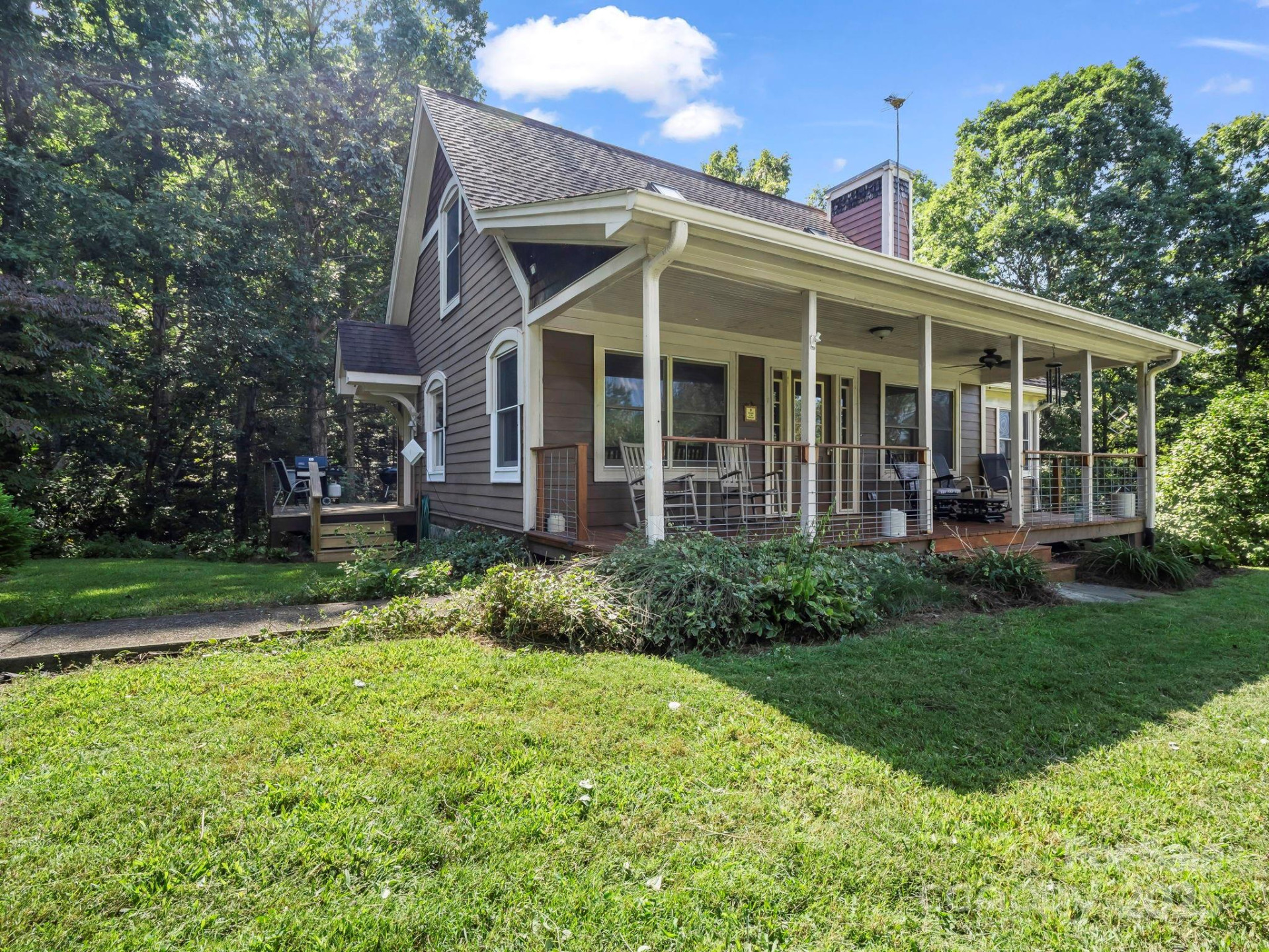 382 First Broad Drive - Photo 2