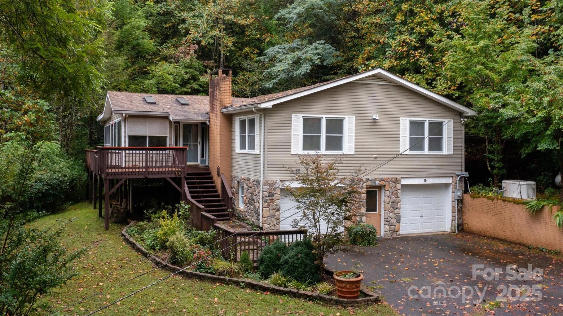 89 Quiet Pond Lane