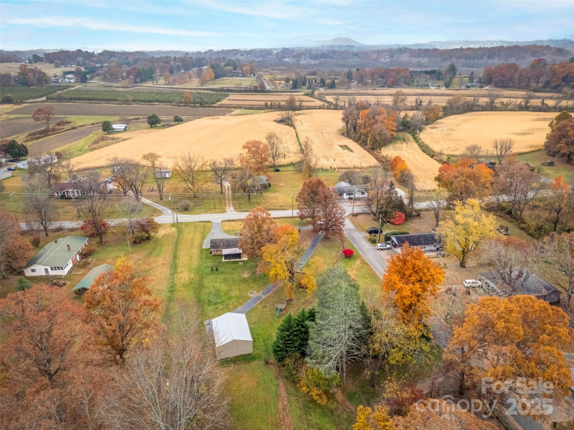 605 Dana Road - Photo 36