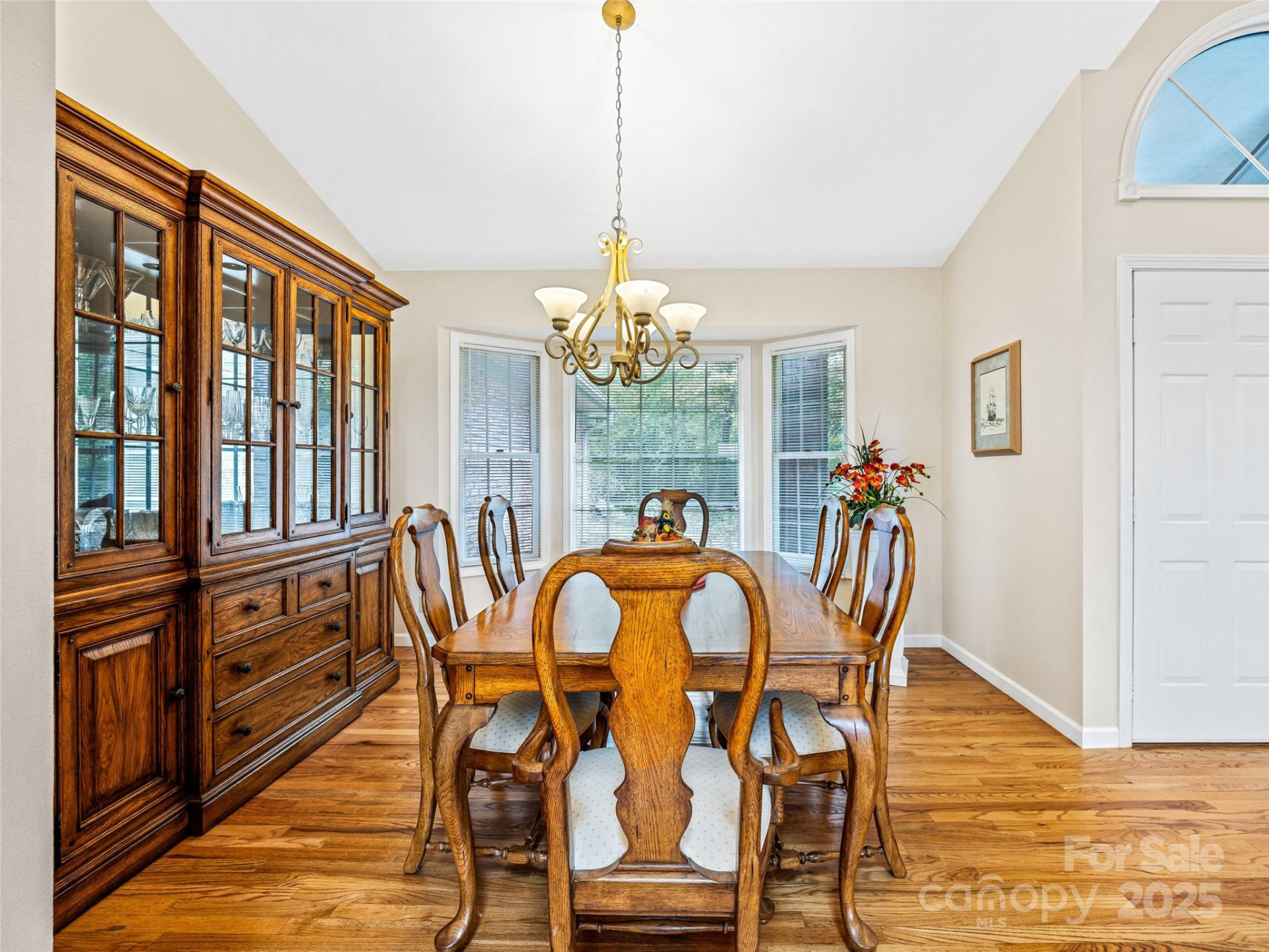 811 Sunlight Ridge - Photo 11