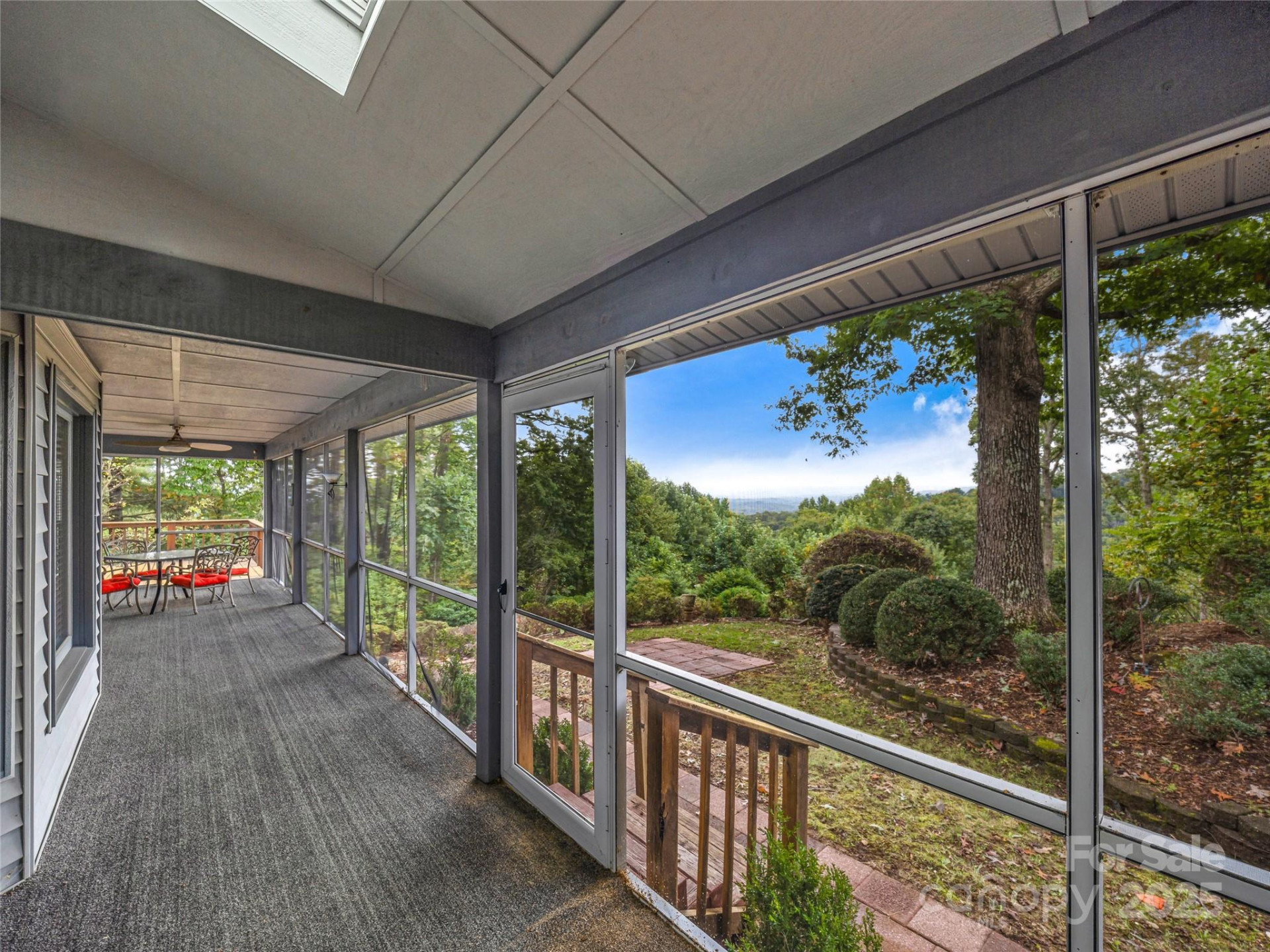 811 Sunlight Ridge - Photo 17