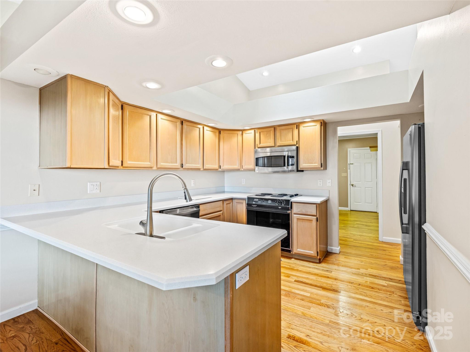 811 Sunlight Ridge - Photo 18