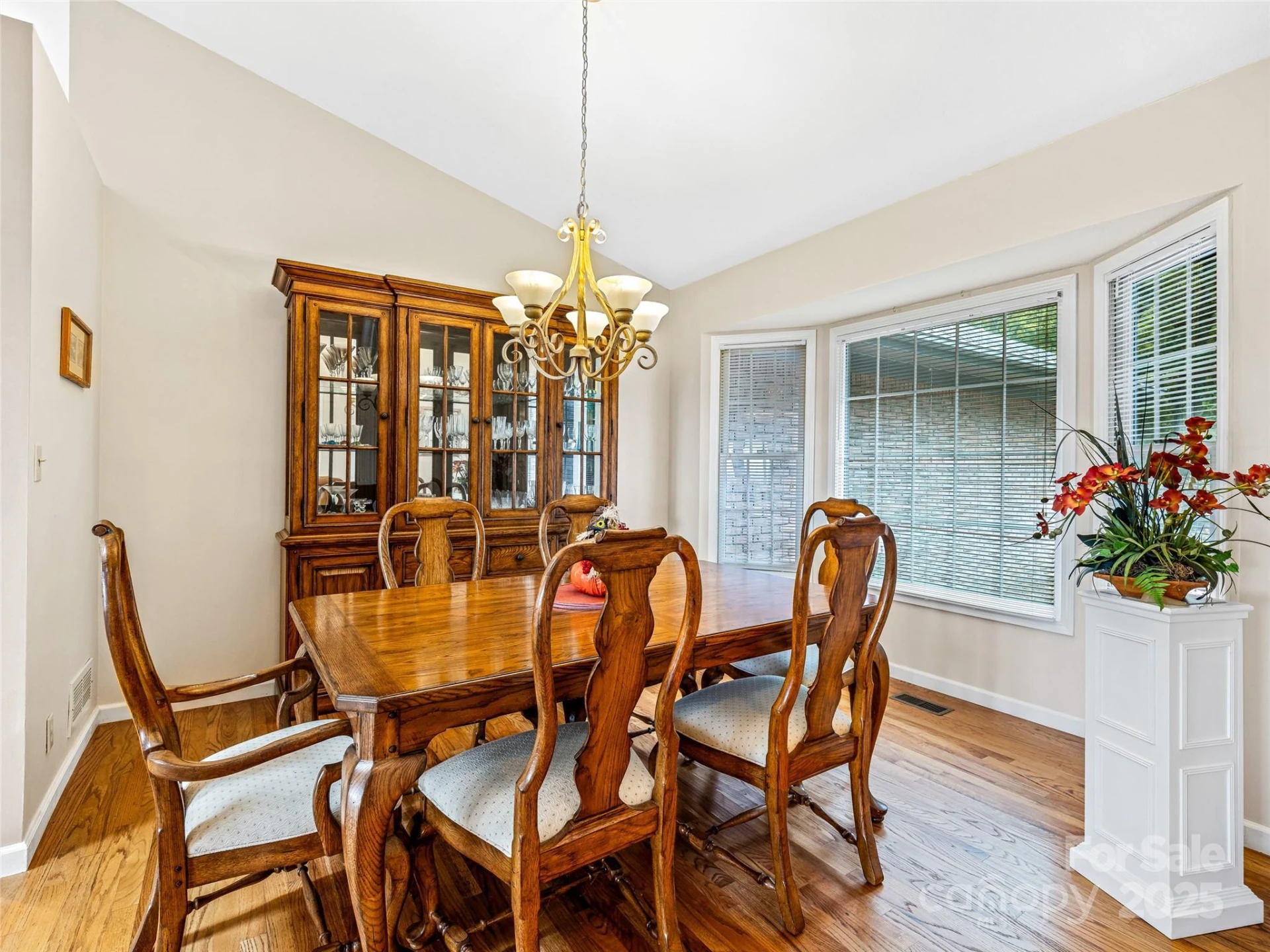 811 Sunlight Ridge - Photo 10