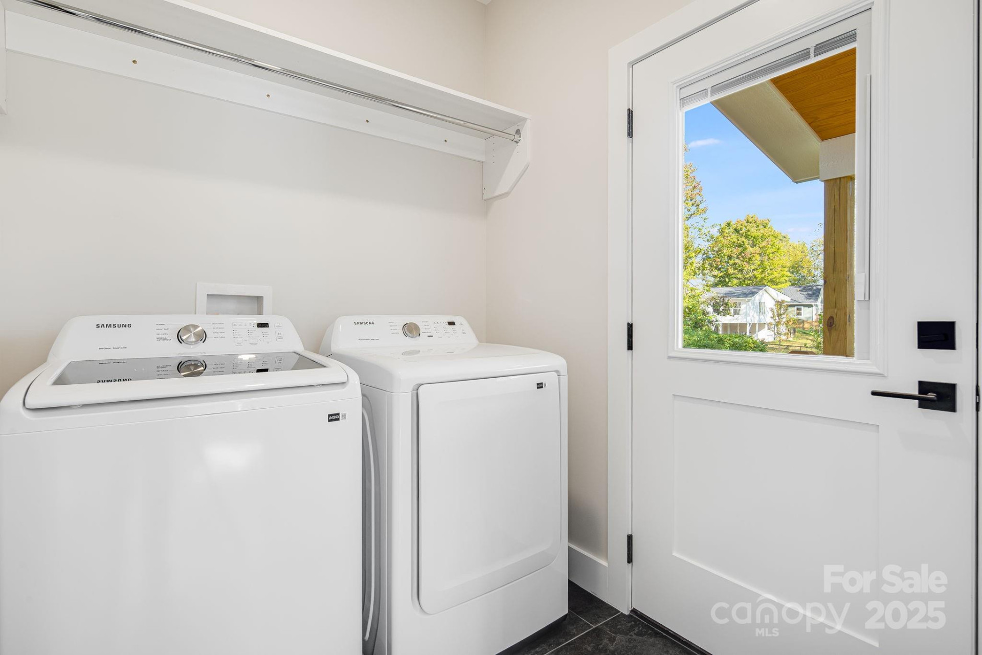 22 Crestview Street - Photo 11
