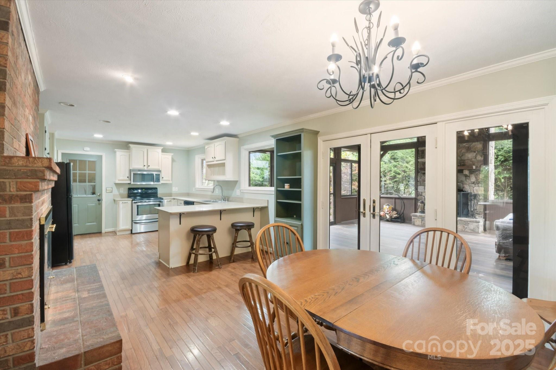 196 Broadview Circle - Photo 15