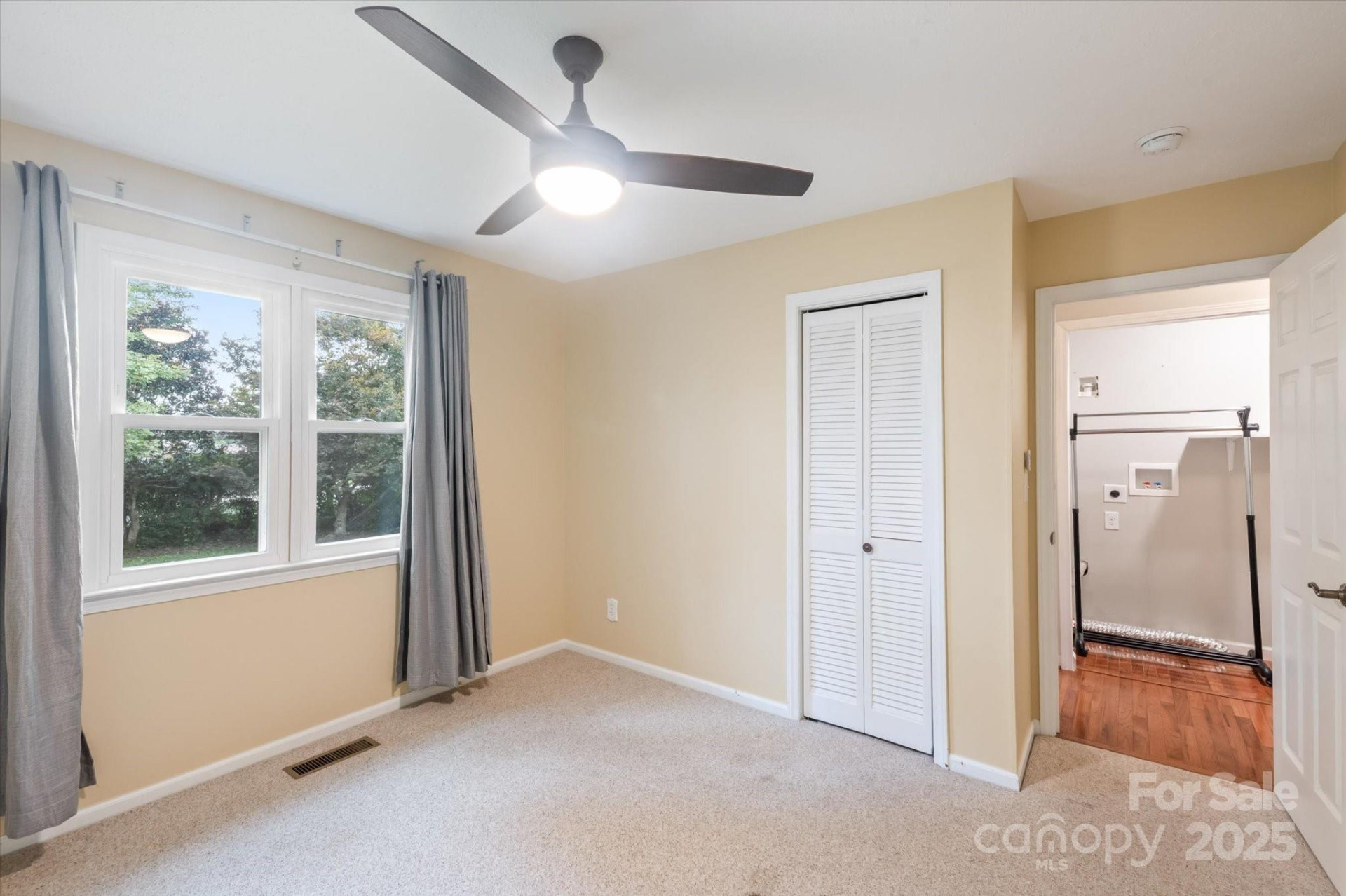 196 Broadview Circle - Photo 18