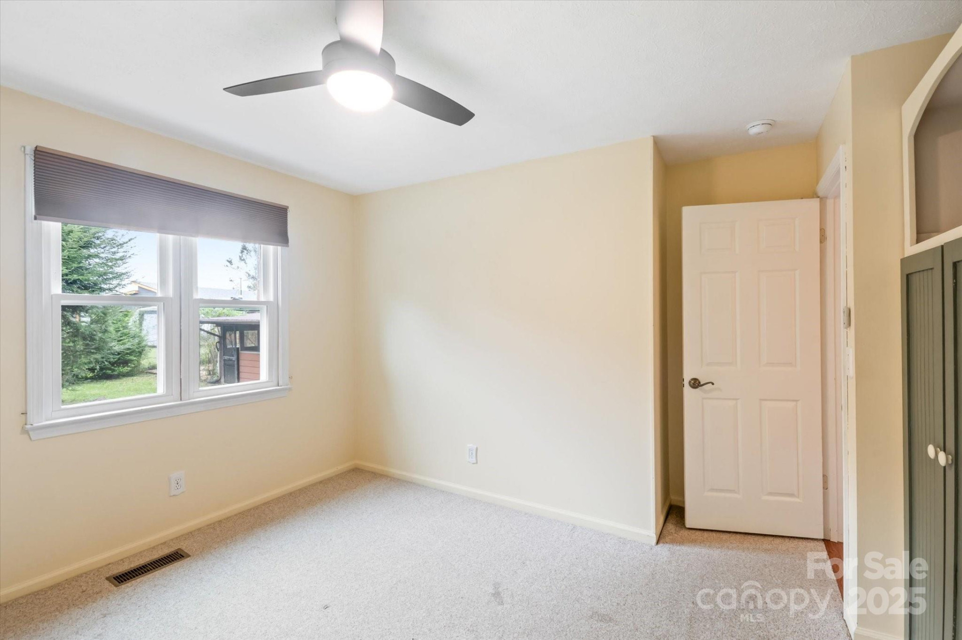 196 Broadview Circle - Photo 25