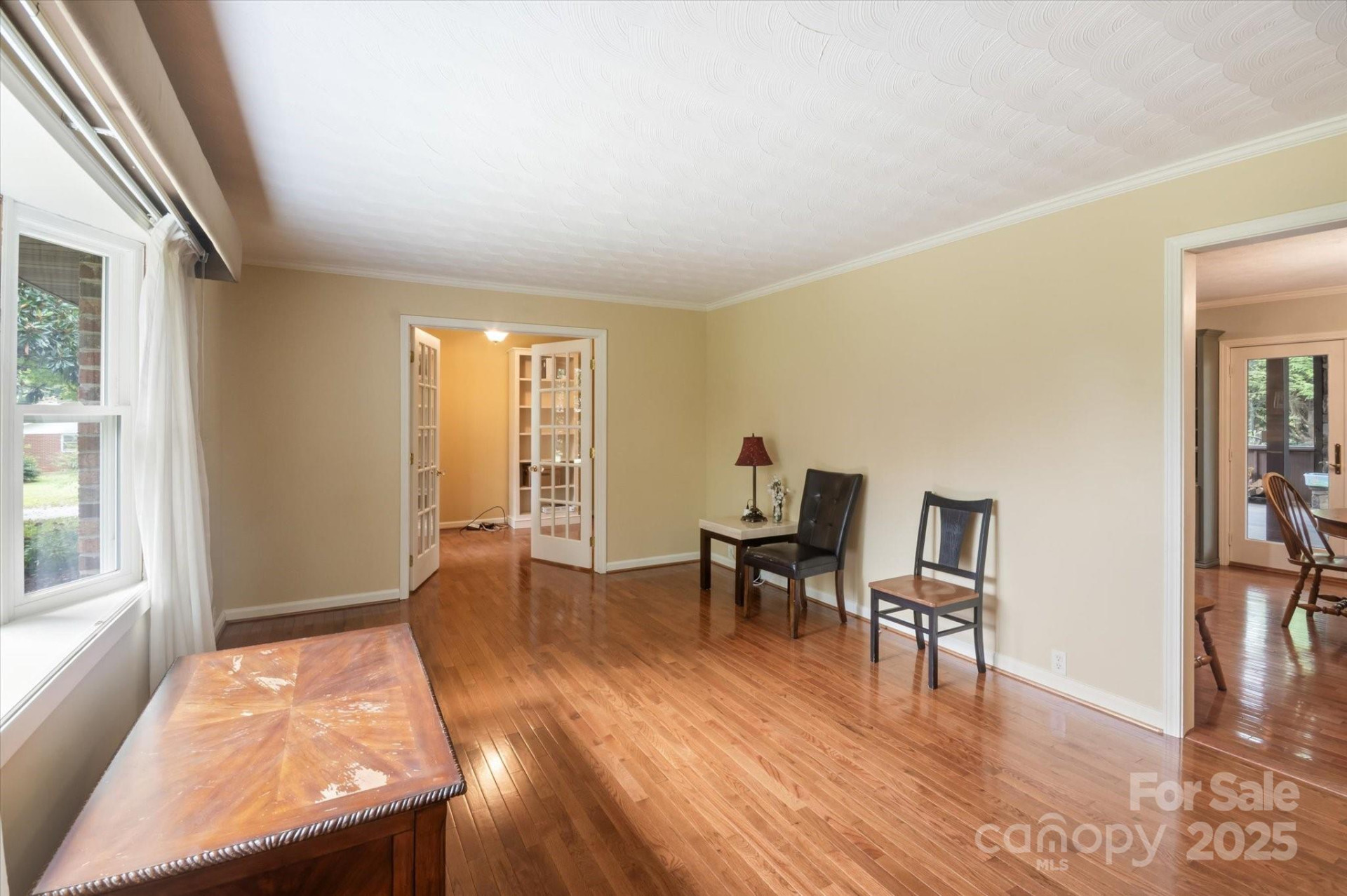 196 Broadview Circle - Photo 9