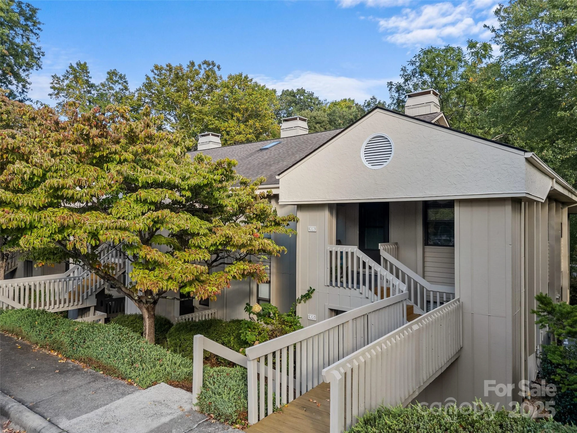 106 Abbey Circle