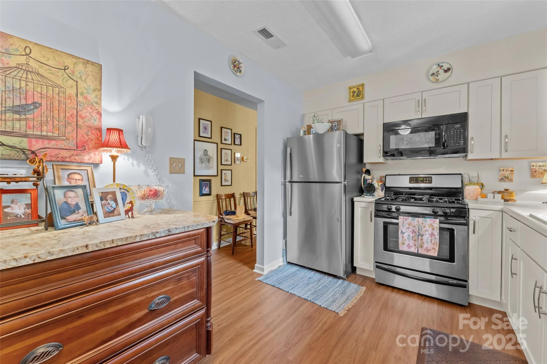 106 Abbey Circle - Photo 3