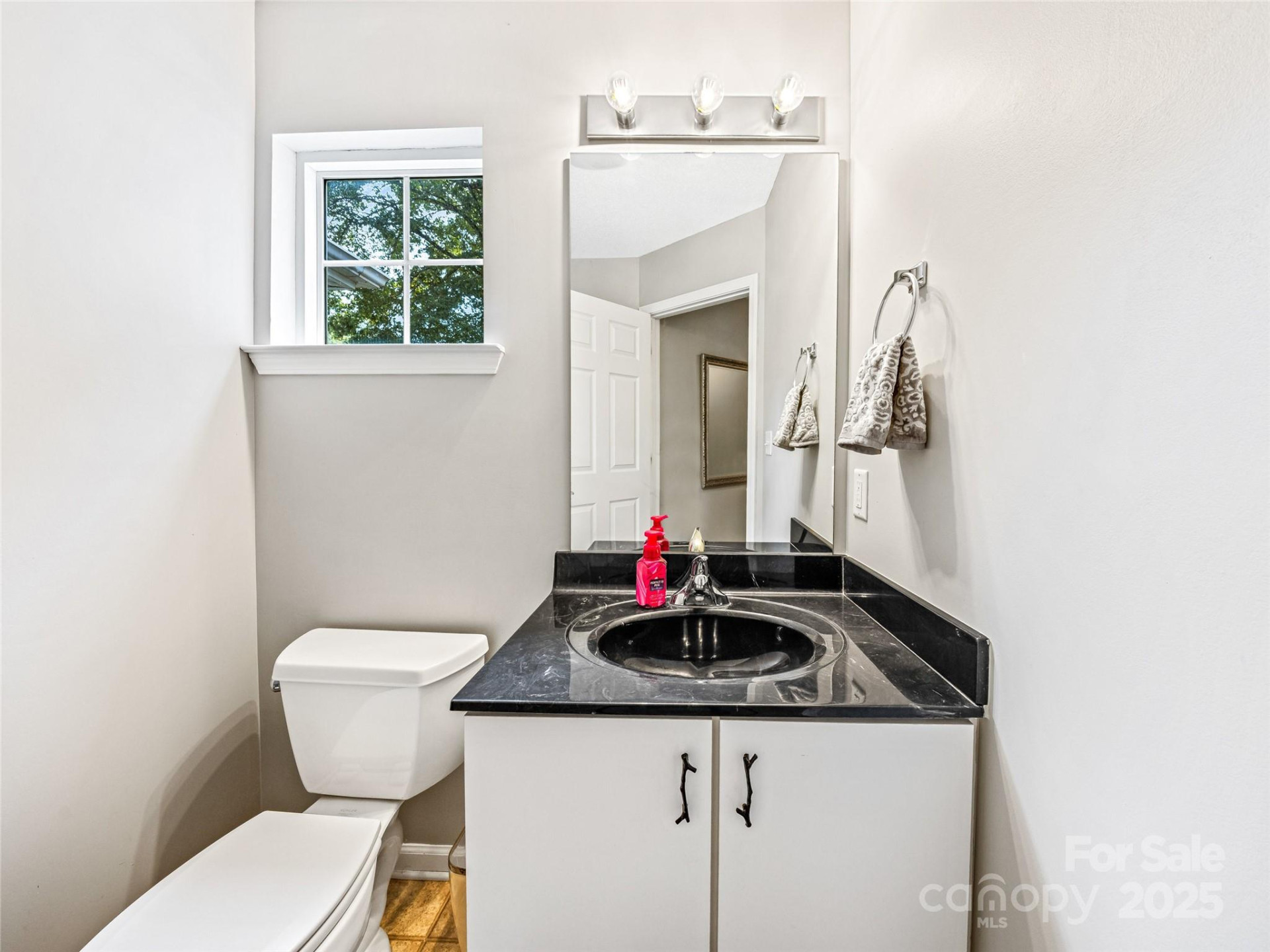 83 Farm Lane - Photo 5