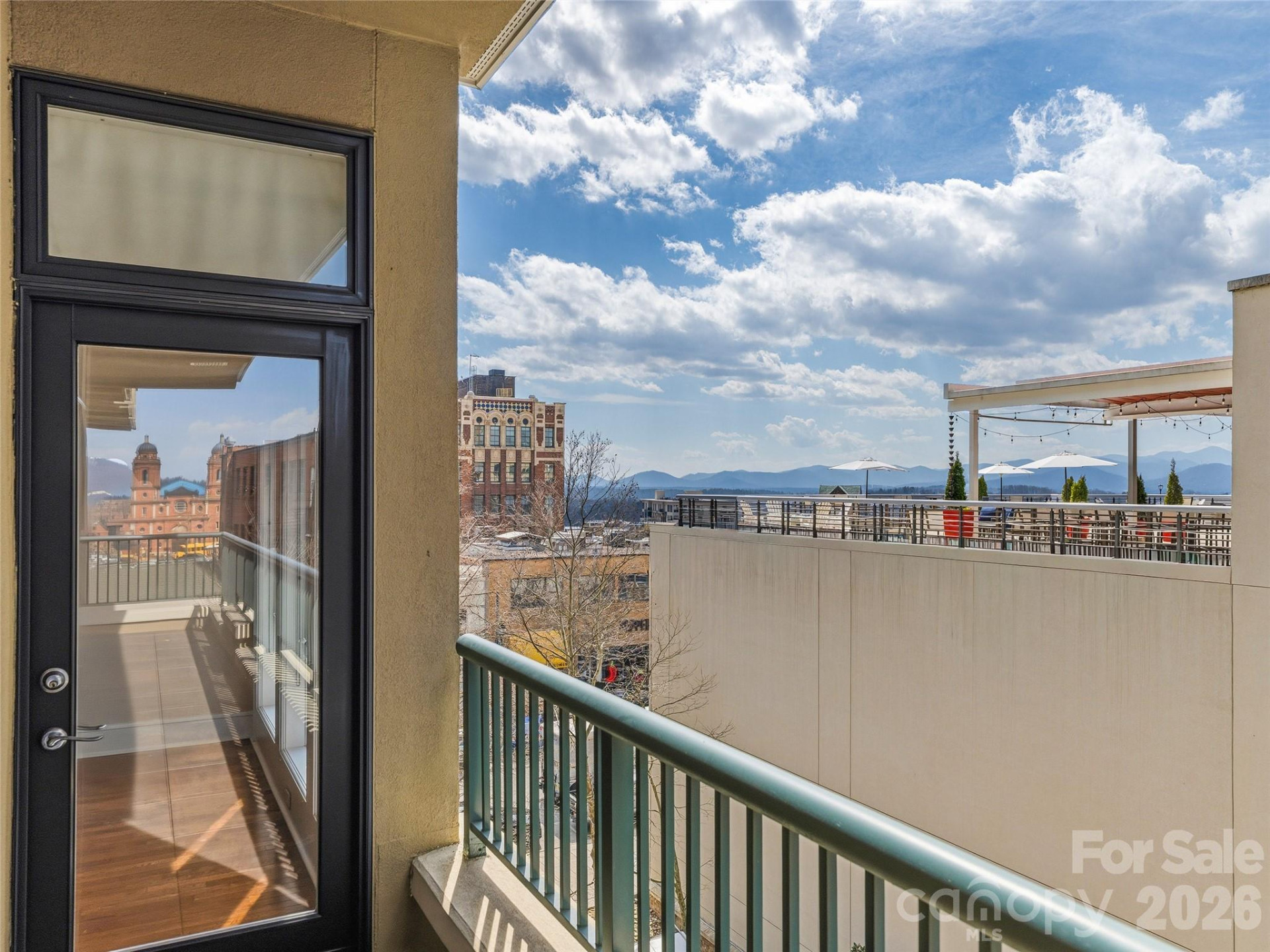 21 Battery Park Avenue #404 - Photo 28