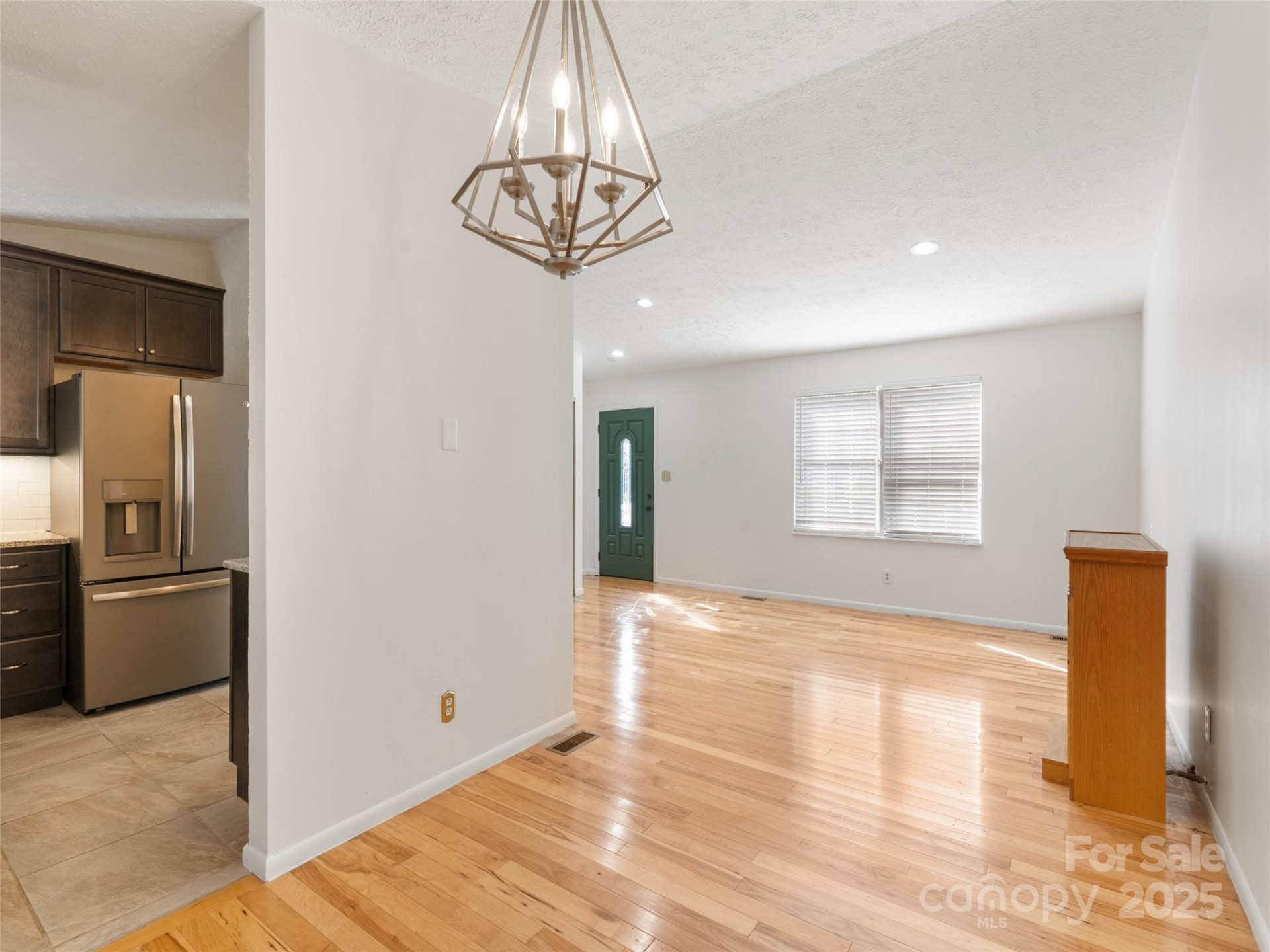 227 Bradshaw Avenue - Photo 14
