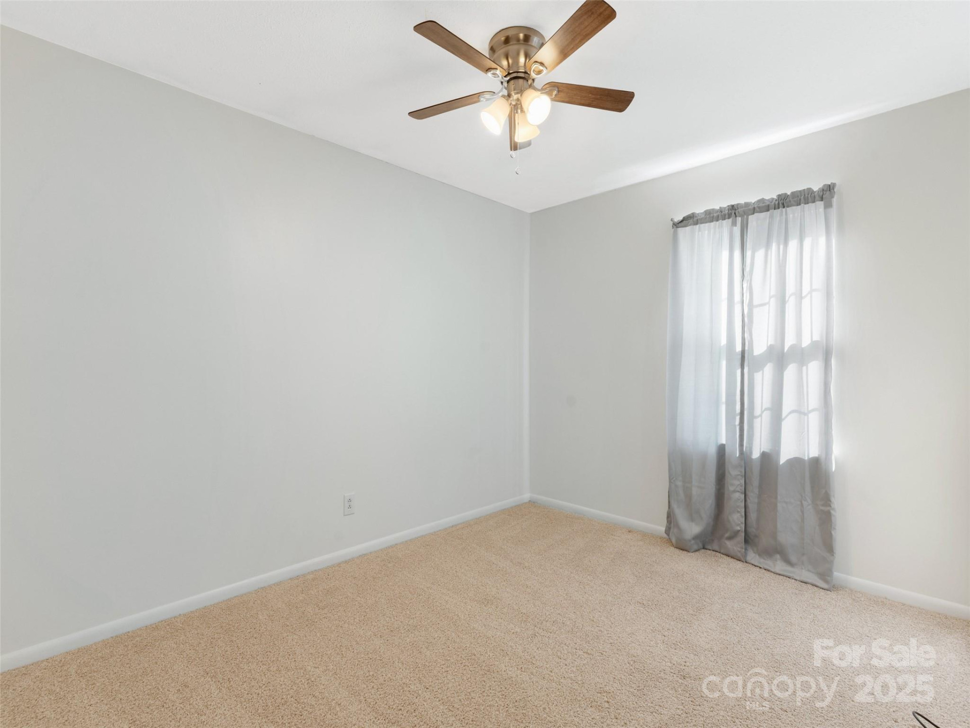 227 Bradshaw Avenue - Photo 18
