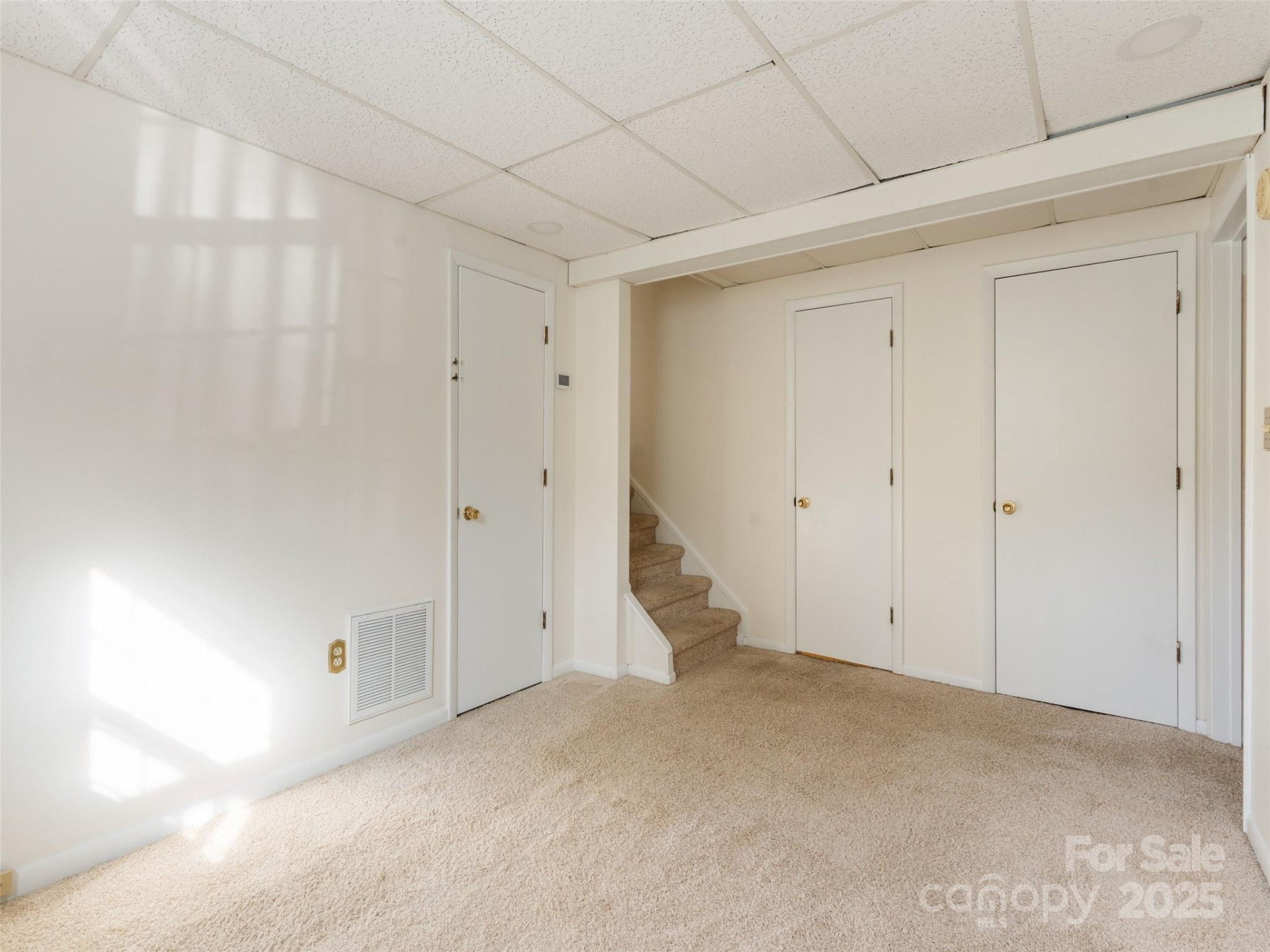 227 Bradshaw Avenue - Photo 22