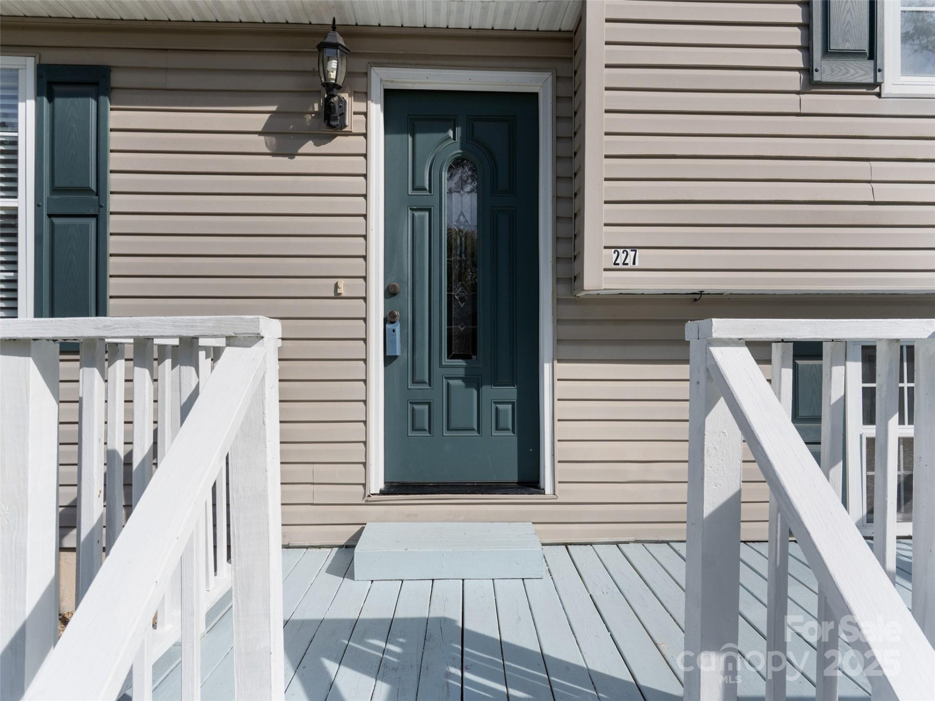 227 Bradshaw Avenue - Photo 5