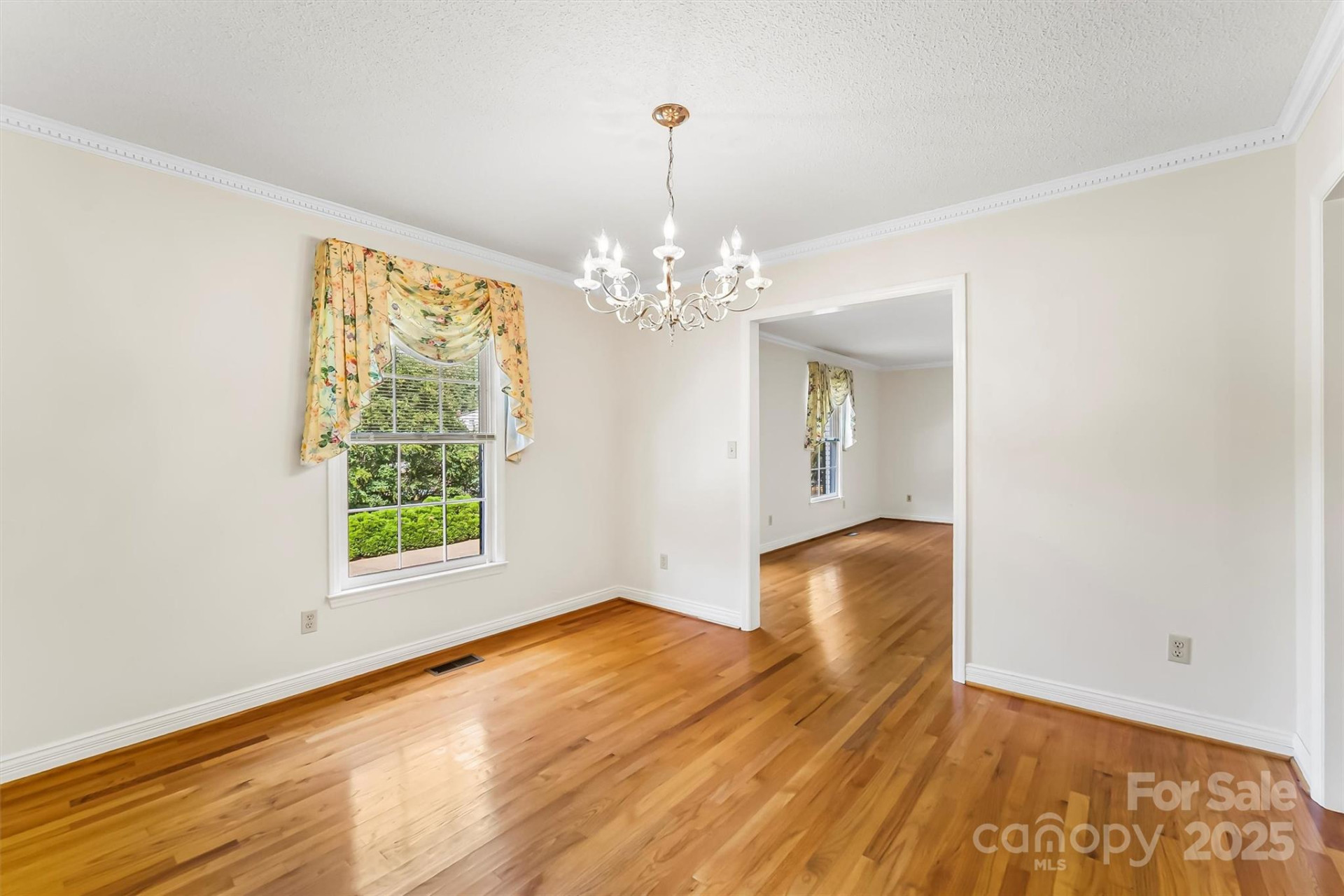 200 Woodland Drive - Photo 18