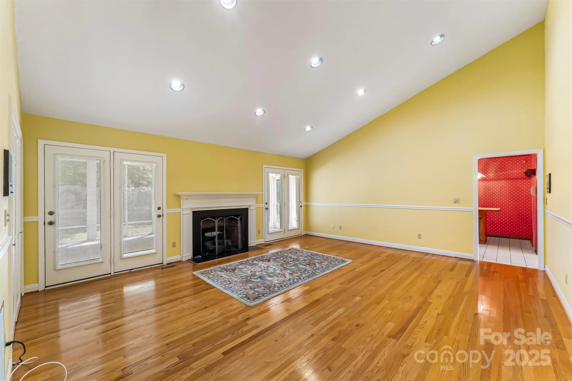 200 Woodland Drive - Photo 5