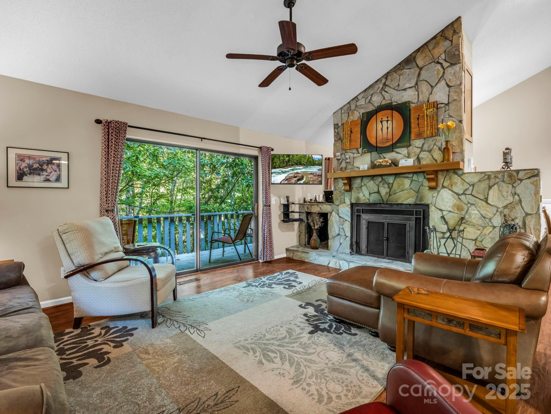 123 Mountain Village Boulevard - Photo 4