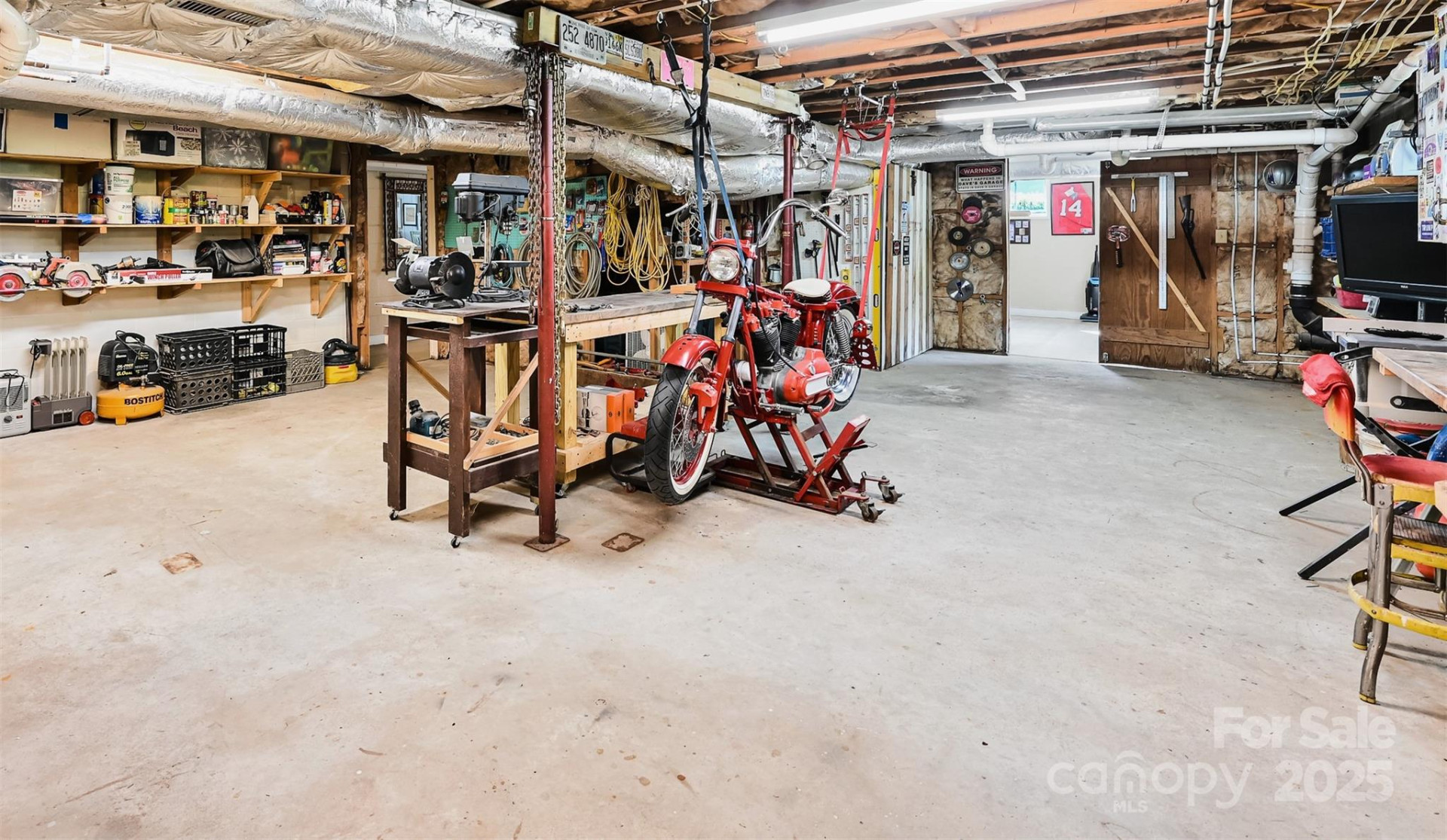 402 Balsam Road - Photo 19